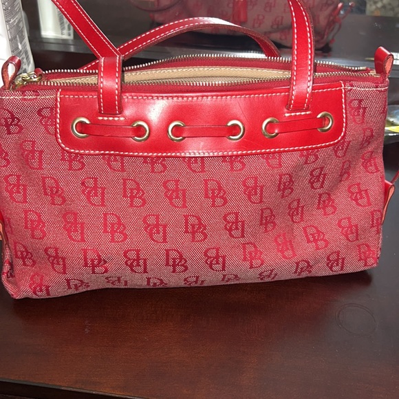 VINTAGE! Womens Dooney & Bourke Bag - Picture 3 of 4